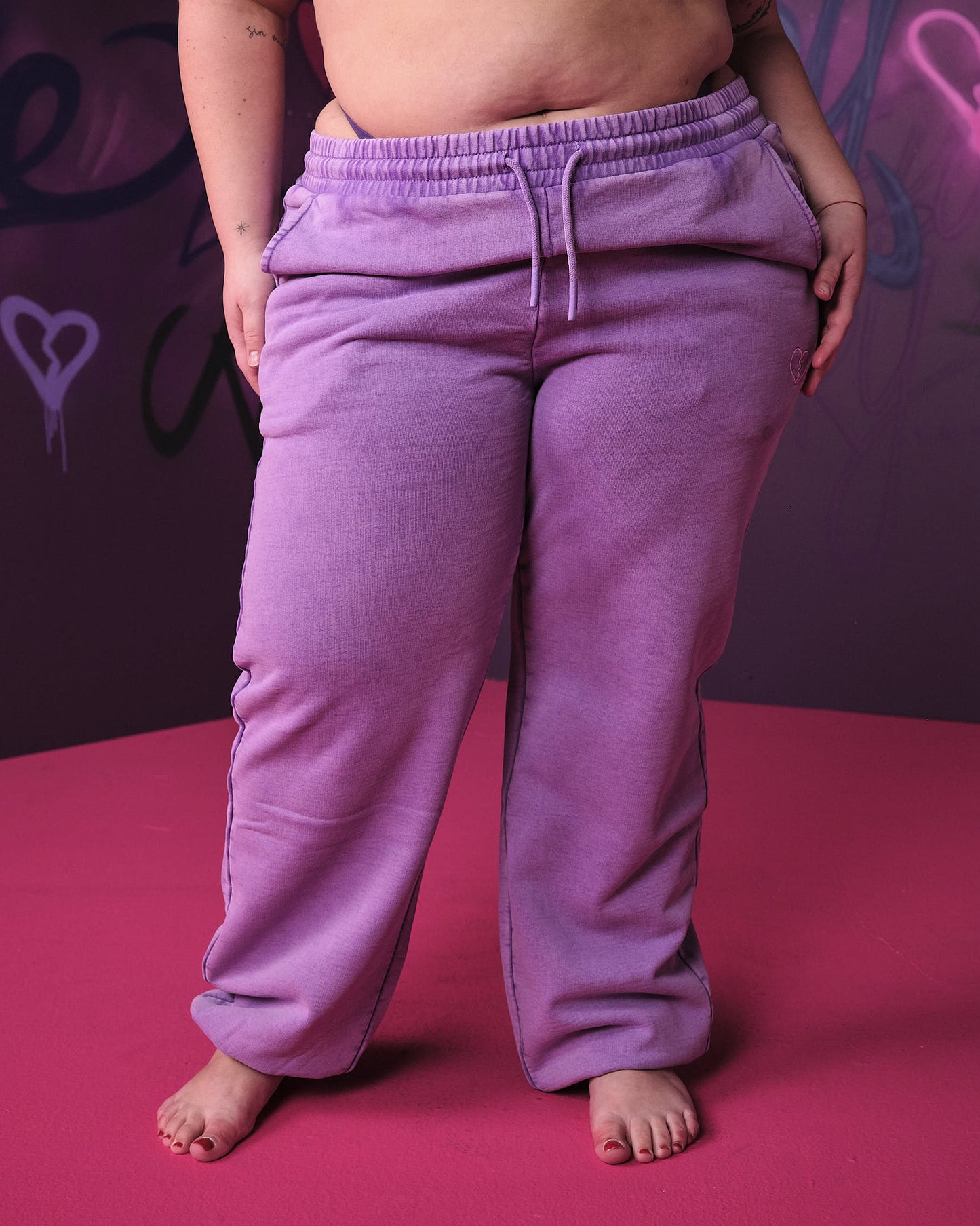 Heartbreaker Sweatpant in Purple